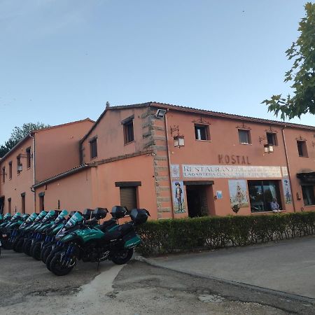 El Huesped Del Sevillano Ar Lagartera Kültér fotó