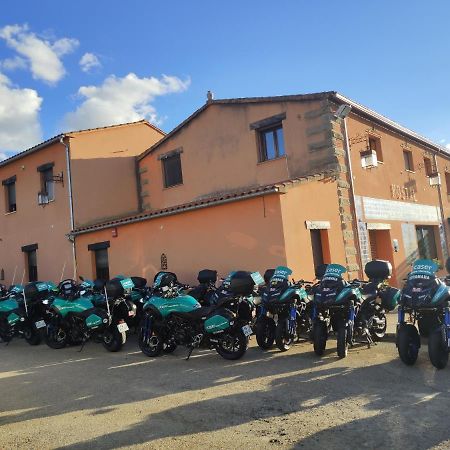 El Huesped Del Sevillano Ar Lagartera Kültér fotó